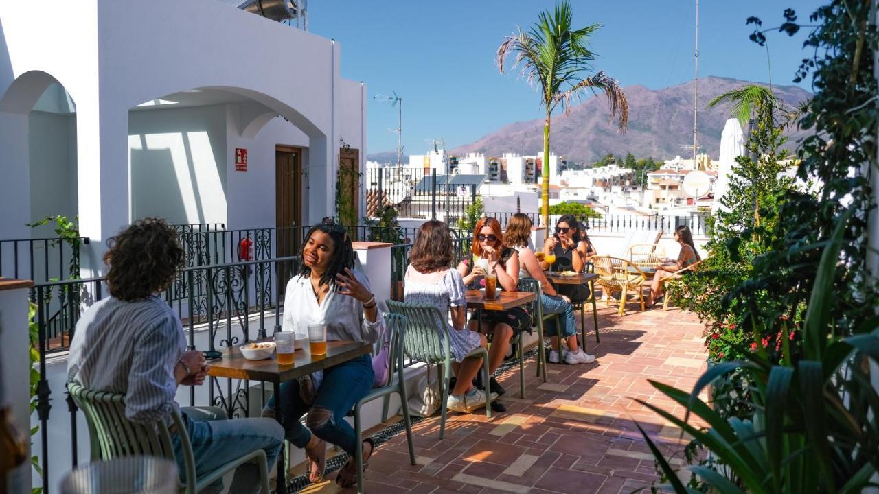 Veranera Hostel Estepona Bagian luar foto